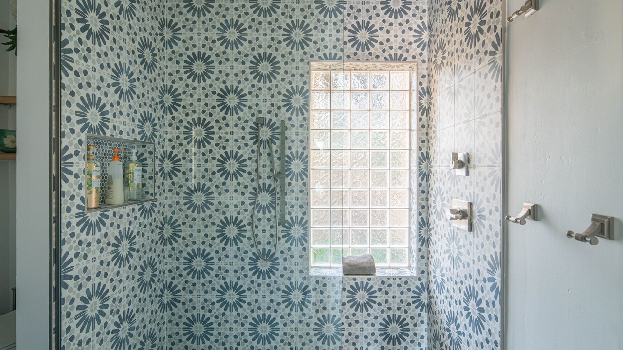 Photo of Bathroom in Paradise Valley Village
