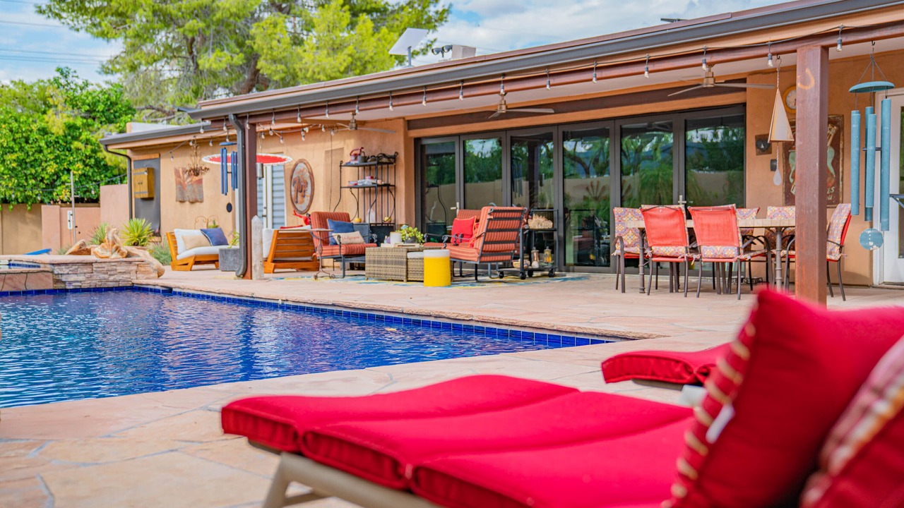 Photo of Outdoor in Paradise Valley Village