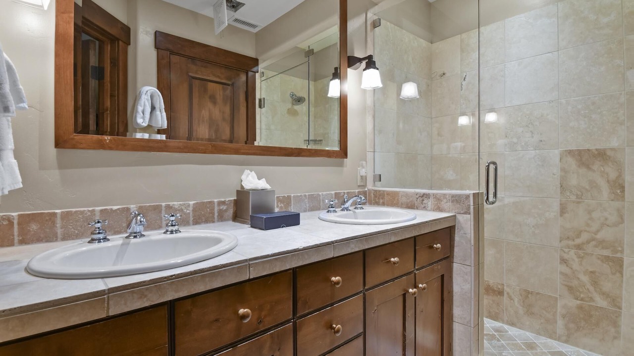 Photo of Bathroom in North Park City