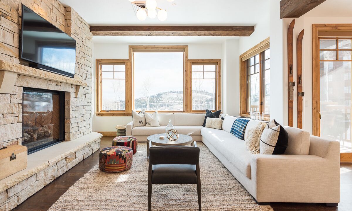 Photo of Livingroom in Empire Pass