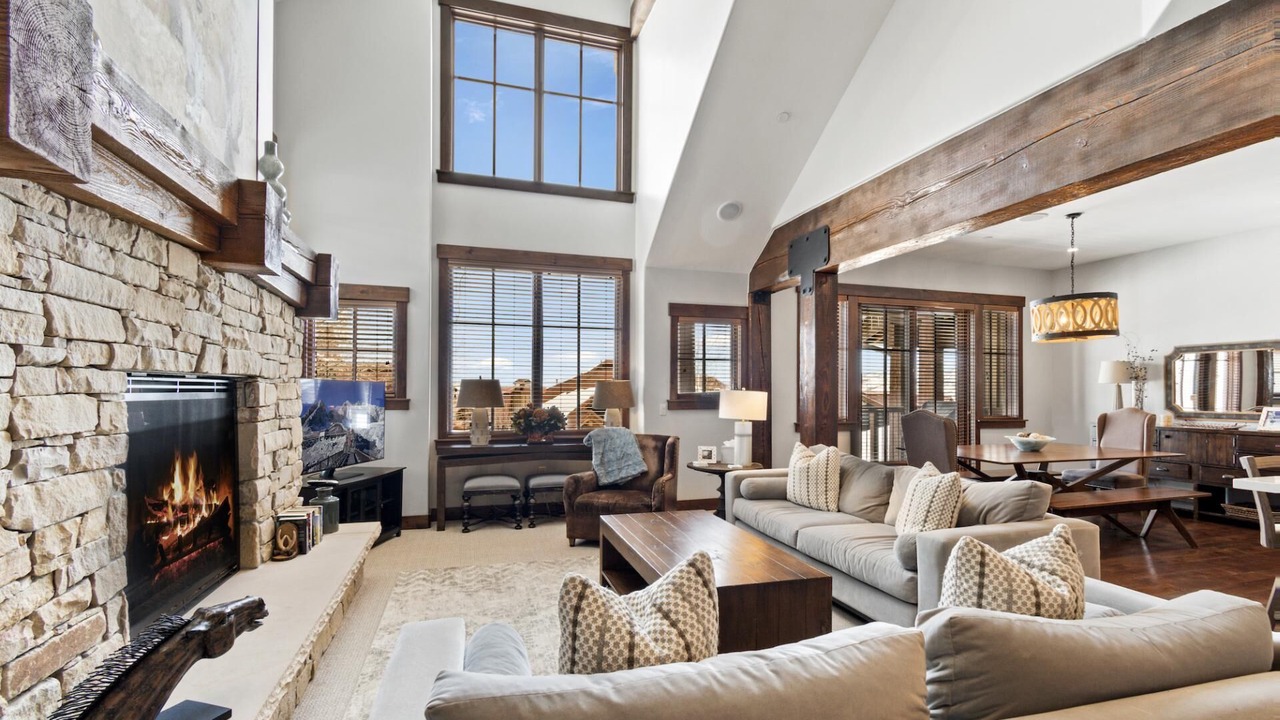 Photo of Livingroom in North Park City