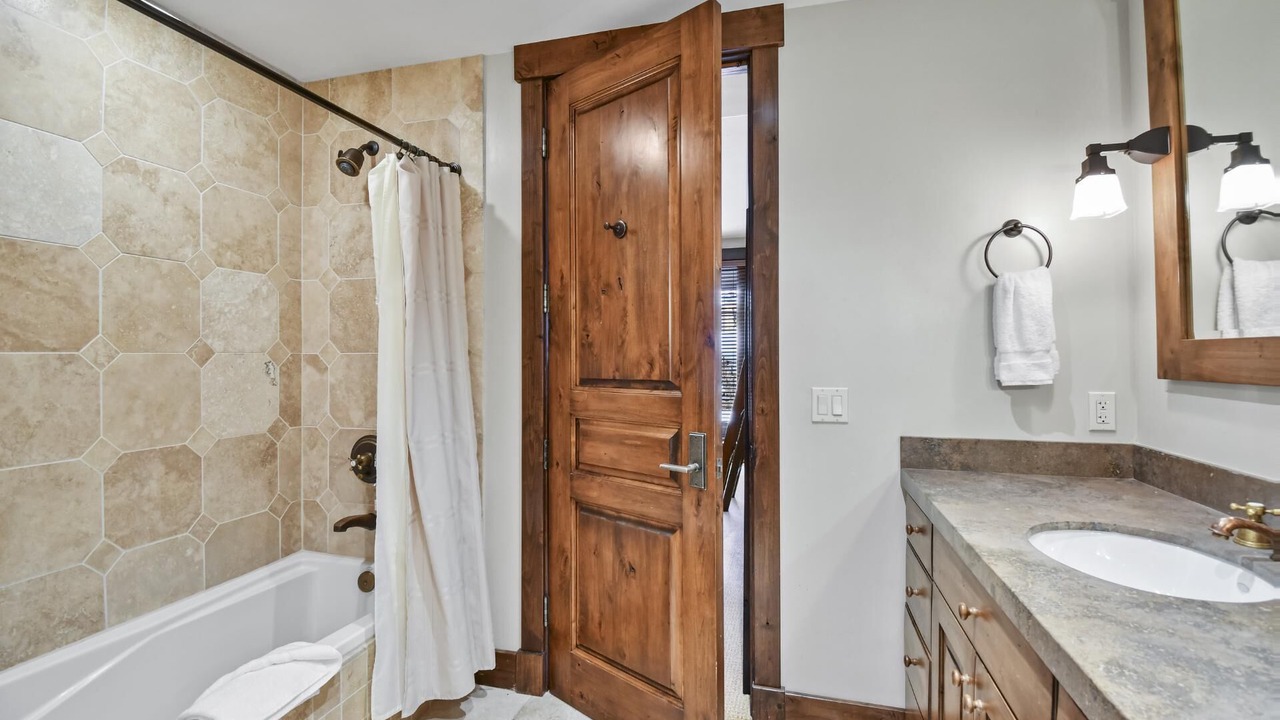 Photo of Bathroom in North Park City