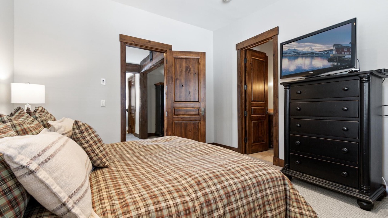 Photo of Bedroom in North Park City