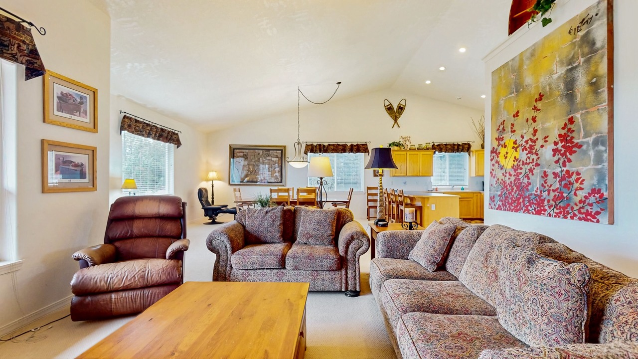 Photo of Livingroom in Sisters