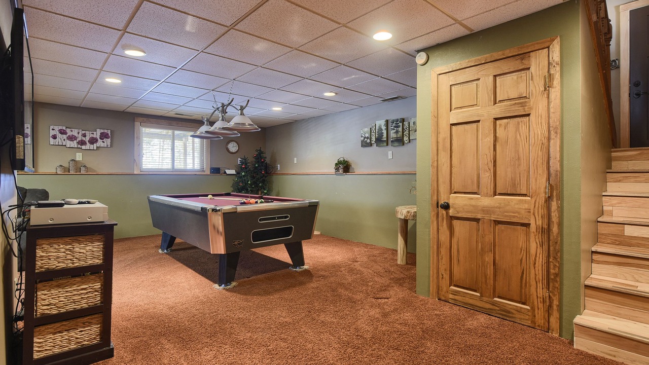 Photo of Bedroom in Lead