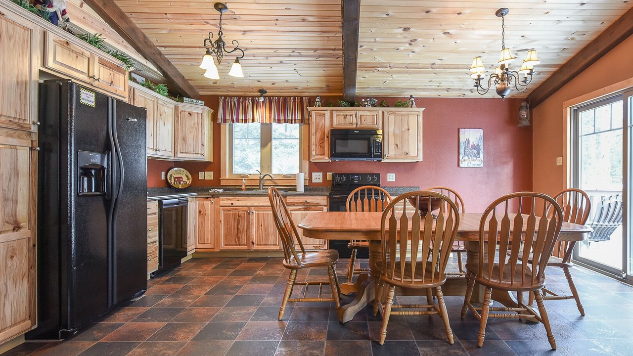 Photo of Kitchen in Lead