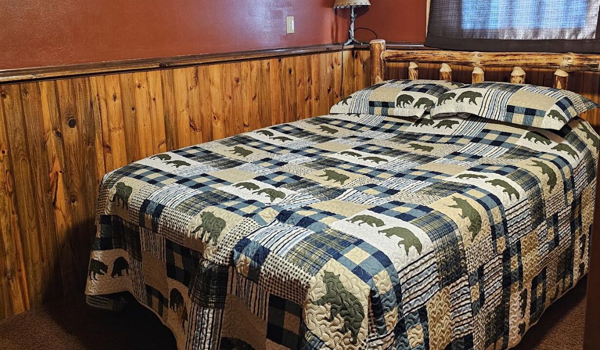 Photo of Bedroom in Lead