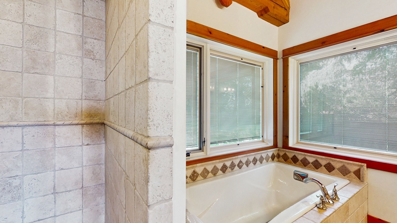 Photo of Bathroom in Sandpoint