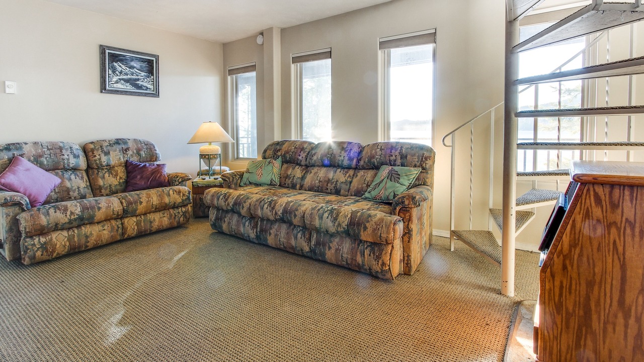Photo of Livingroom in Harrison