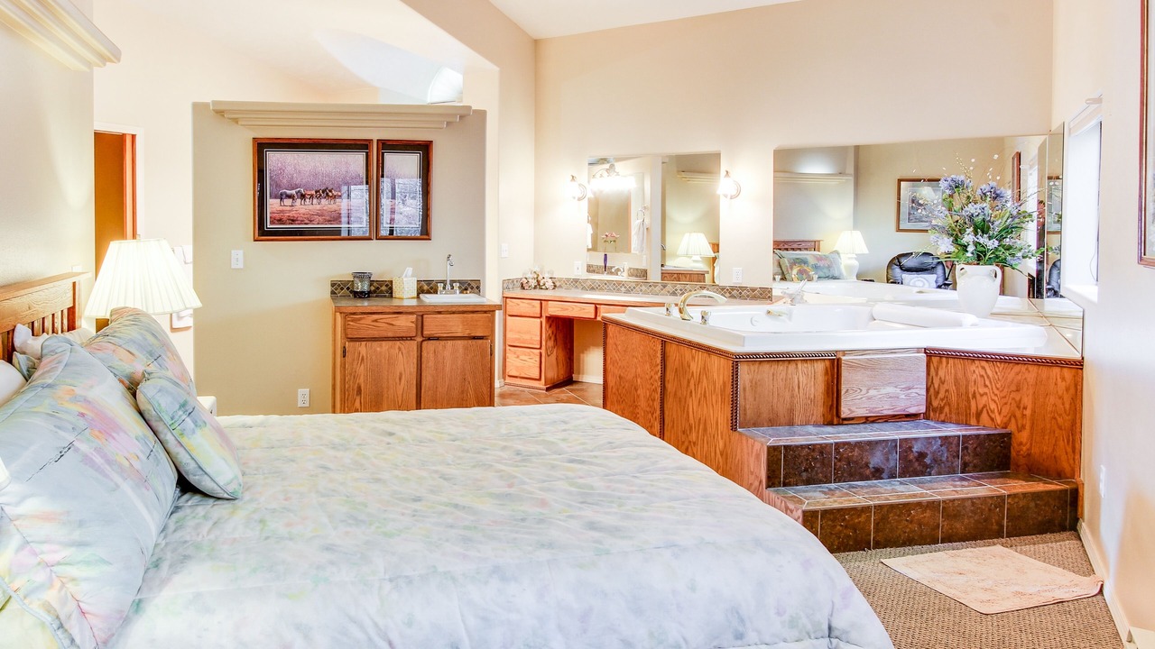 Photo of Bedroom in Harrison