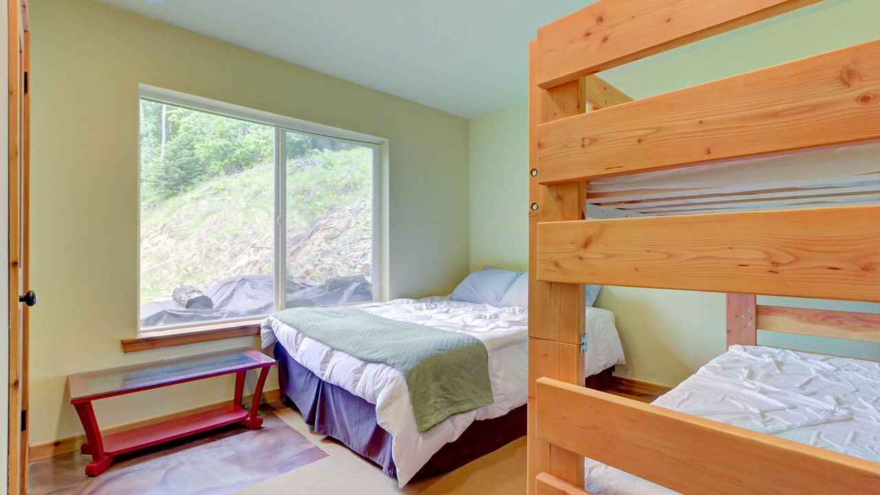 Photo of Bedroom in Sagle