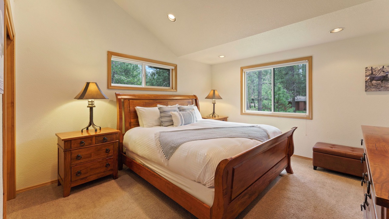 Photo of Bedroom in Sunriver