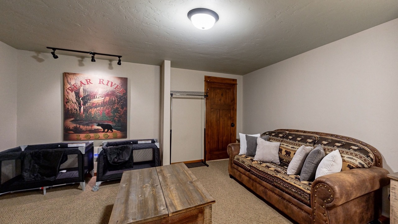 Photo of Livingroom in Columbia Falls