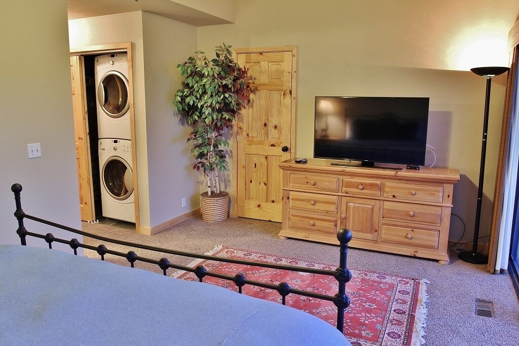 Photo of Bathroom in Park Meadows