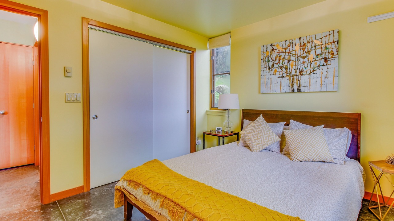 Photo of Bedroom in Anacortes