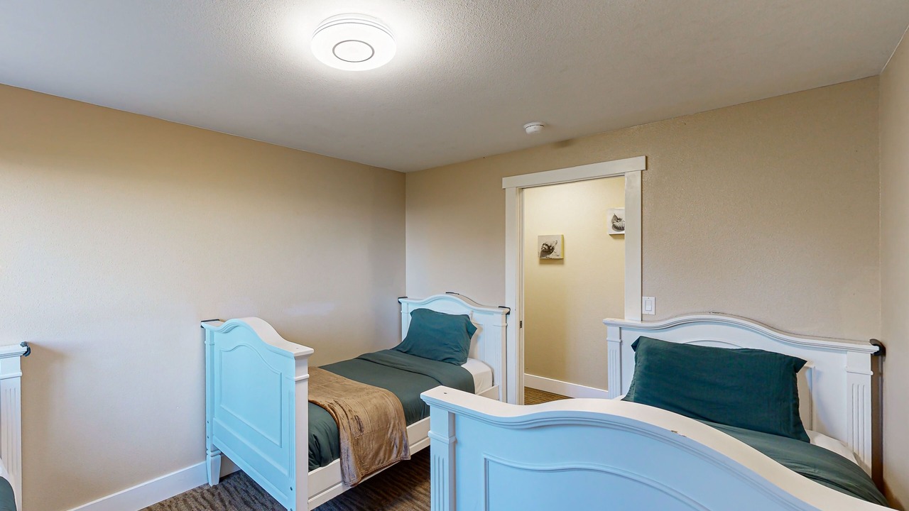 Photo of Bedroom in Roads End