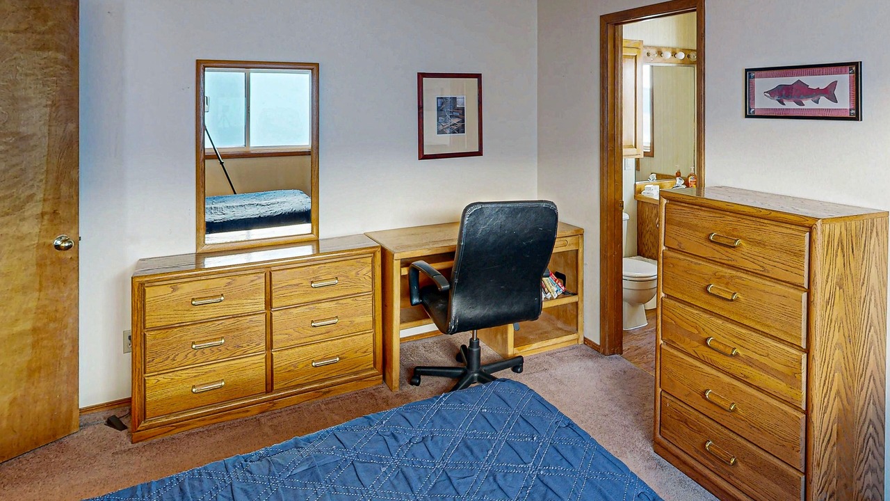 Photo of Bedroom in Sandpoint