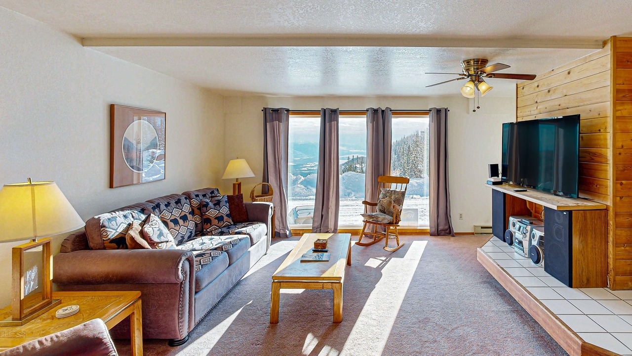 Photo of Livingroom in Sandpoint