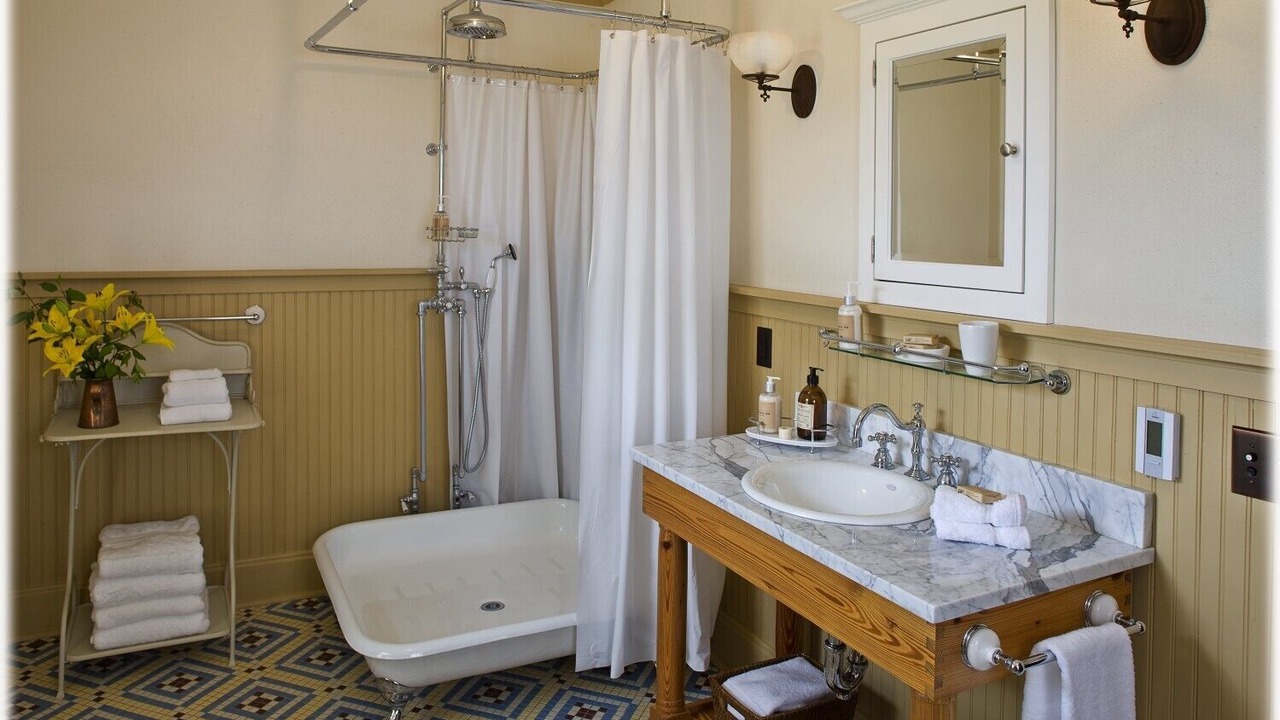Photo of Bathroom in Ennis