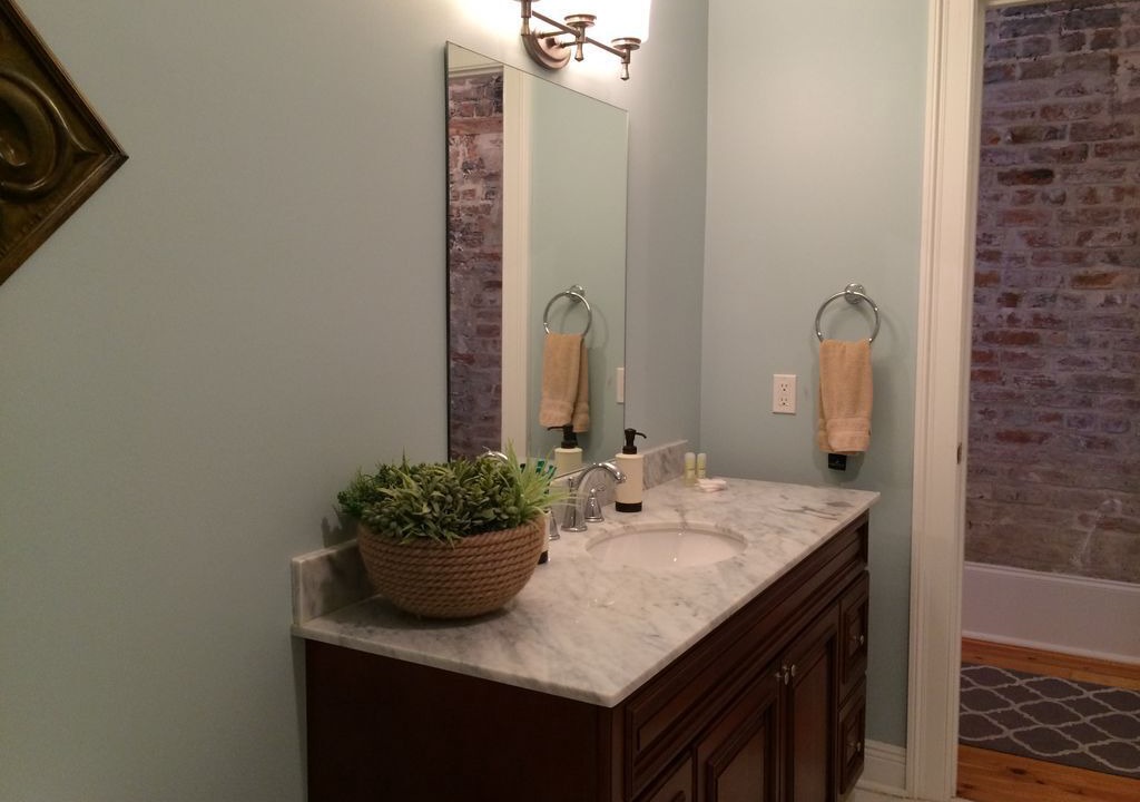 Photo of Bathroom in Arts/Warehouse District