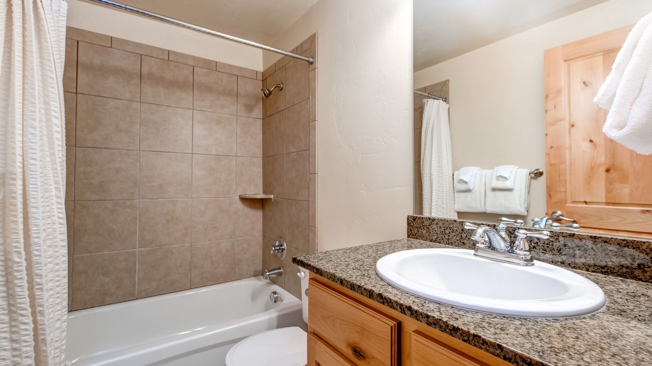 Photo of Bathroom in Bear Hollow Village