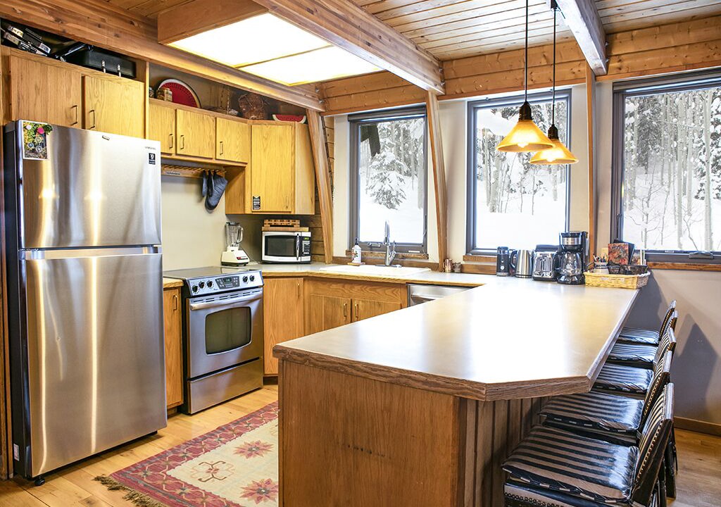 Photo of Kitchen in Salt Lake Mountain Resorts
