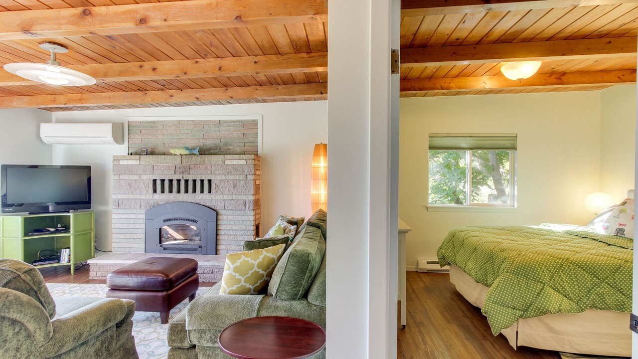 Photo of Bedroom in East Hope