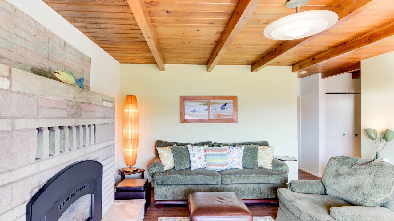 Photo of Livingroom in East Hope