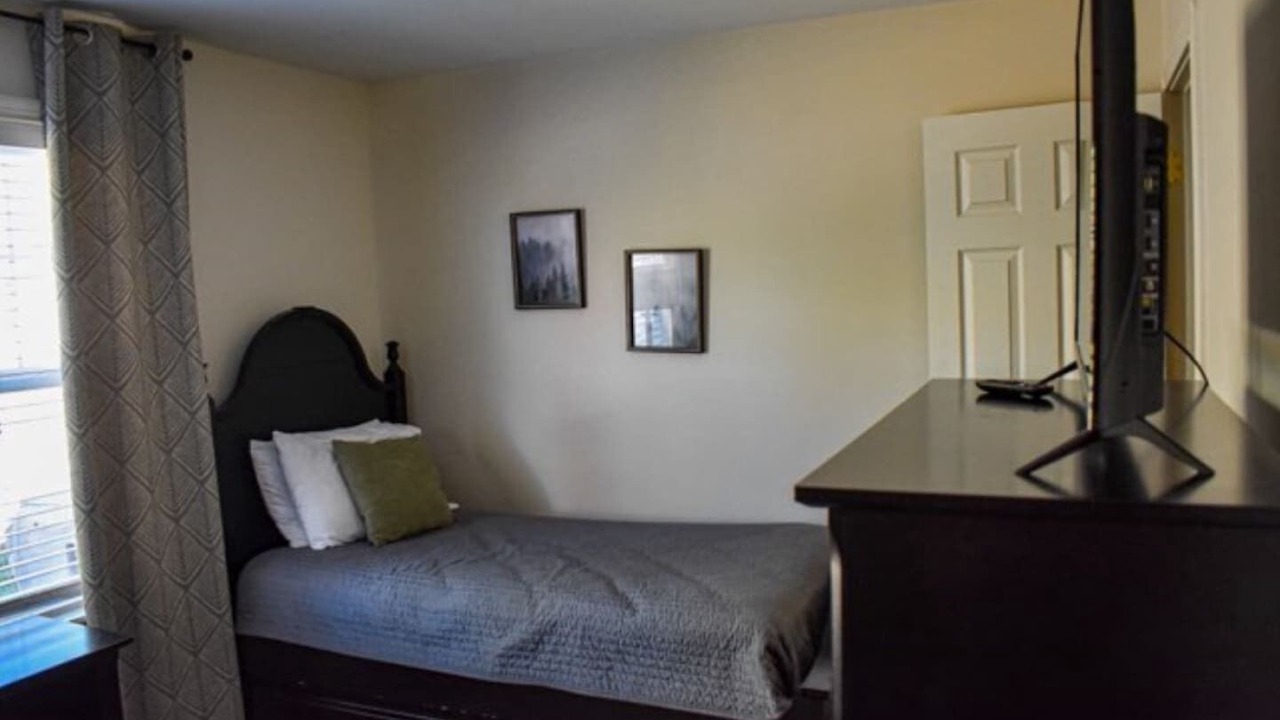 Photo of Bedroom in Taylorsville