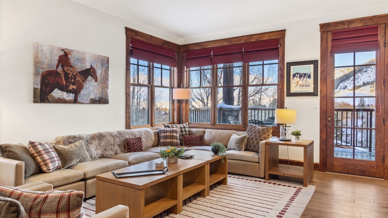 Photo of Livingroom in Jackson