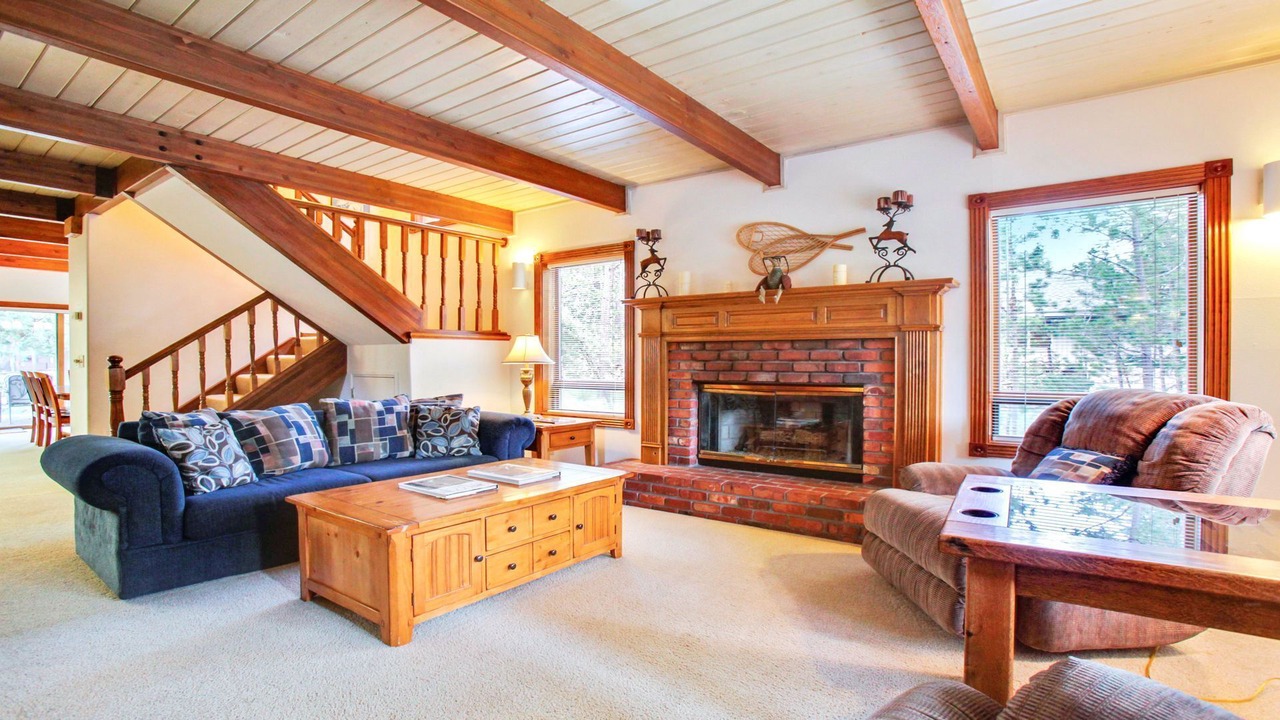 Photo of Livingroom in Sunriver