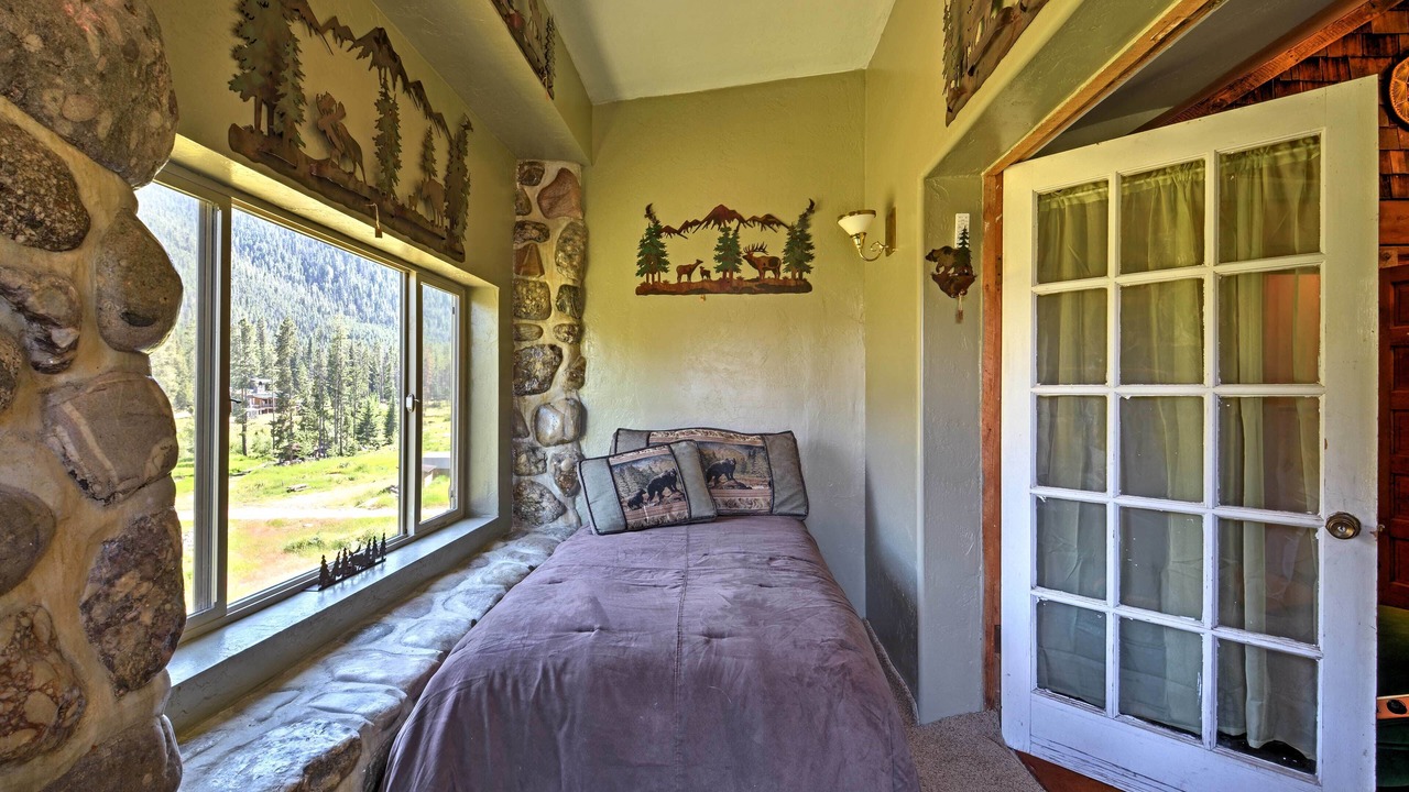 Photo of Bedroom in Wise River