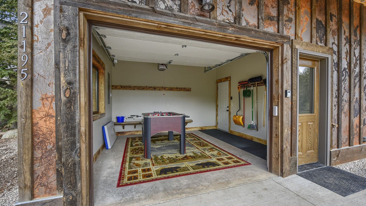 Photo of Patio Balcony in Deadwood