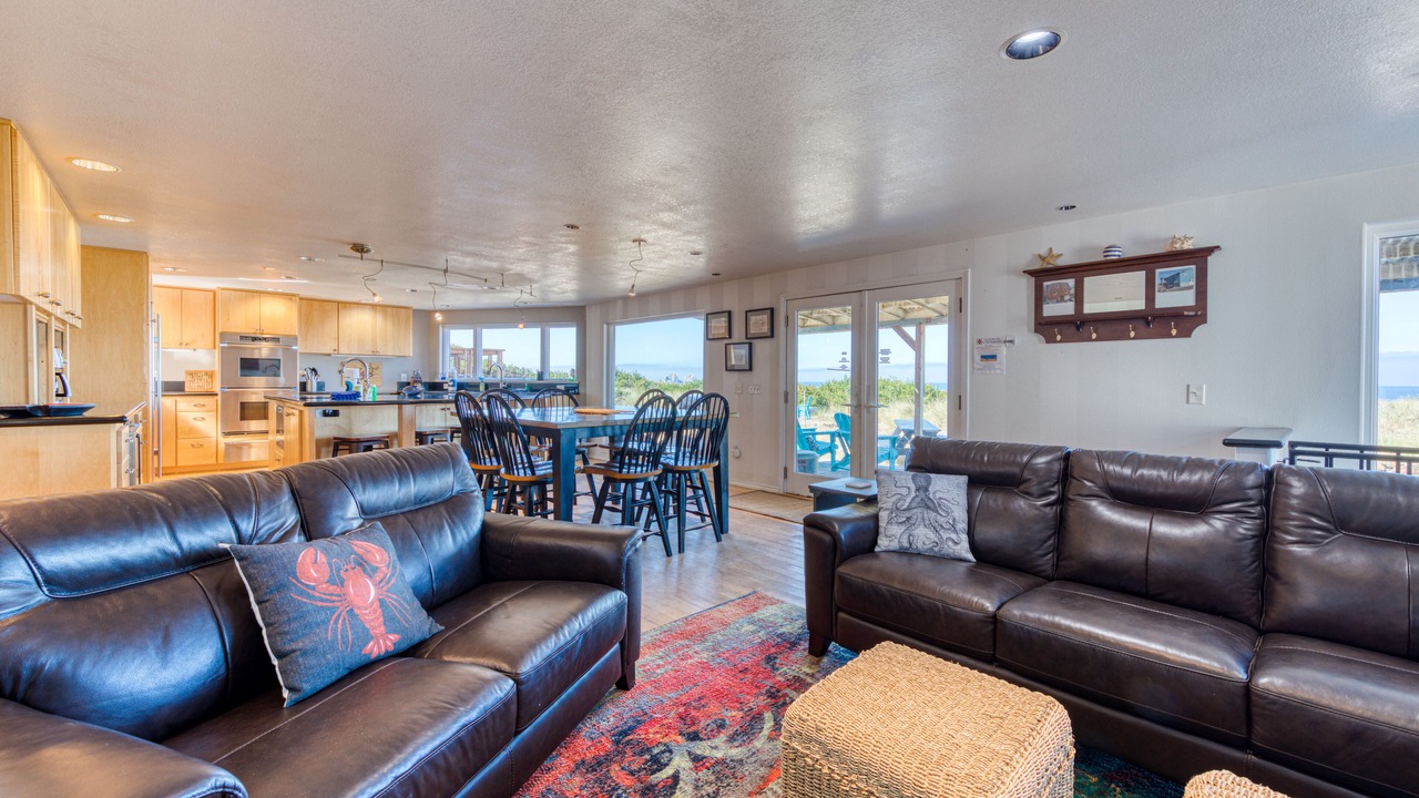 Photo of Livingroom in Rockaway Beach