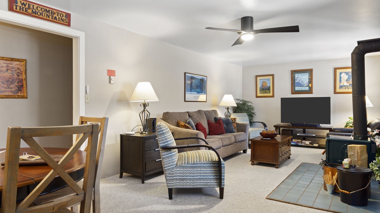 Photo of Livingroom in Teton Village