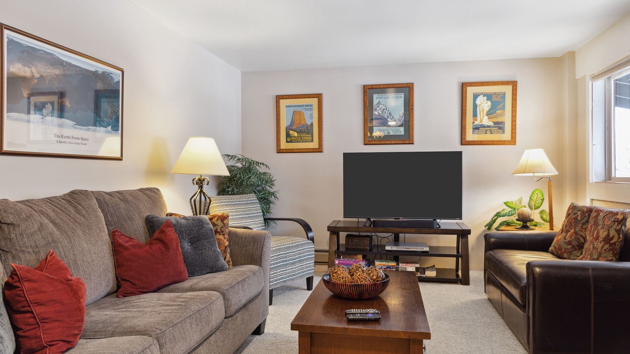Photo of Livingroom in Teton Village