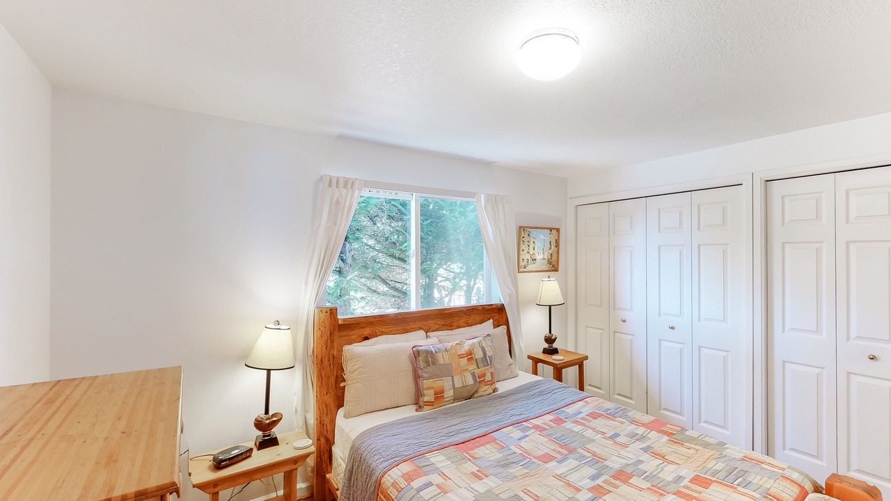 Photo of Bedroom in Bayshore