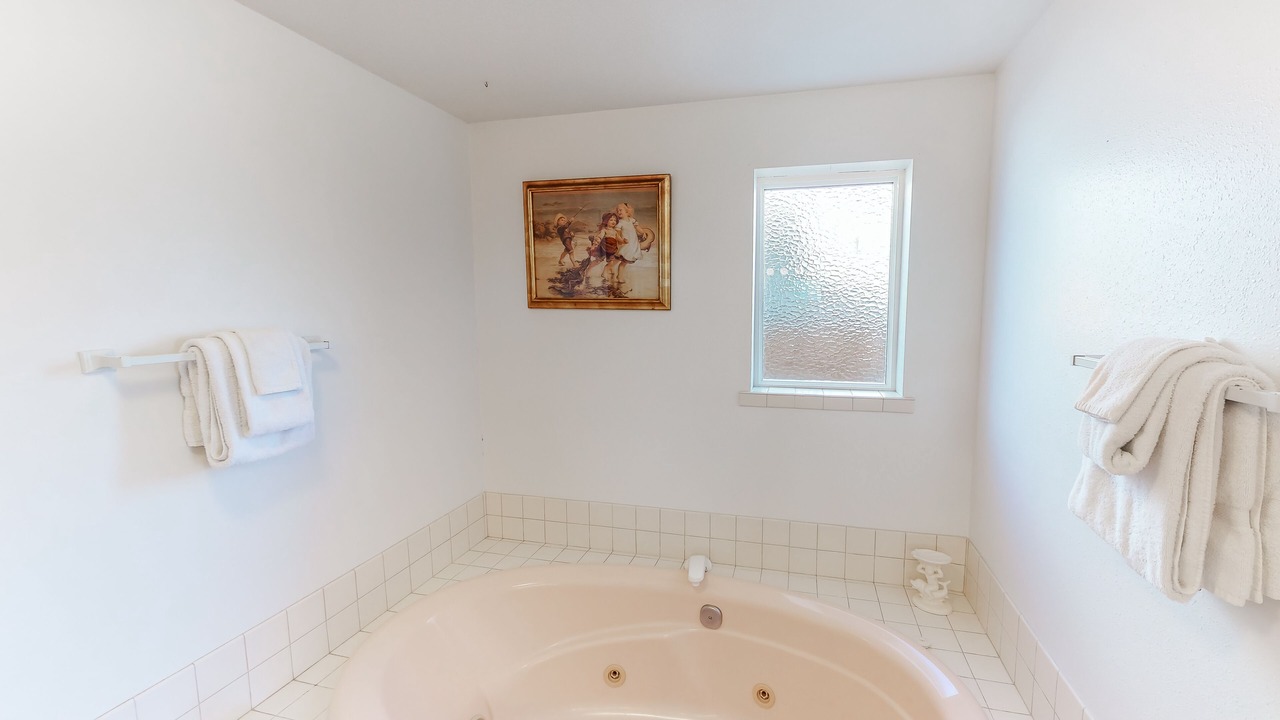 Photo of Bathroom in Bayshore