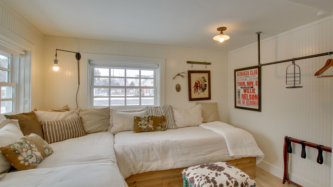 Photo of Bedroom in Albion