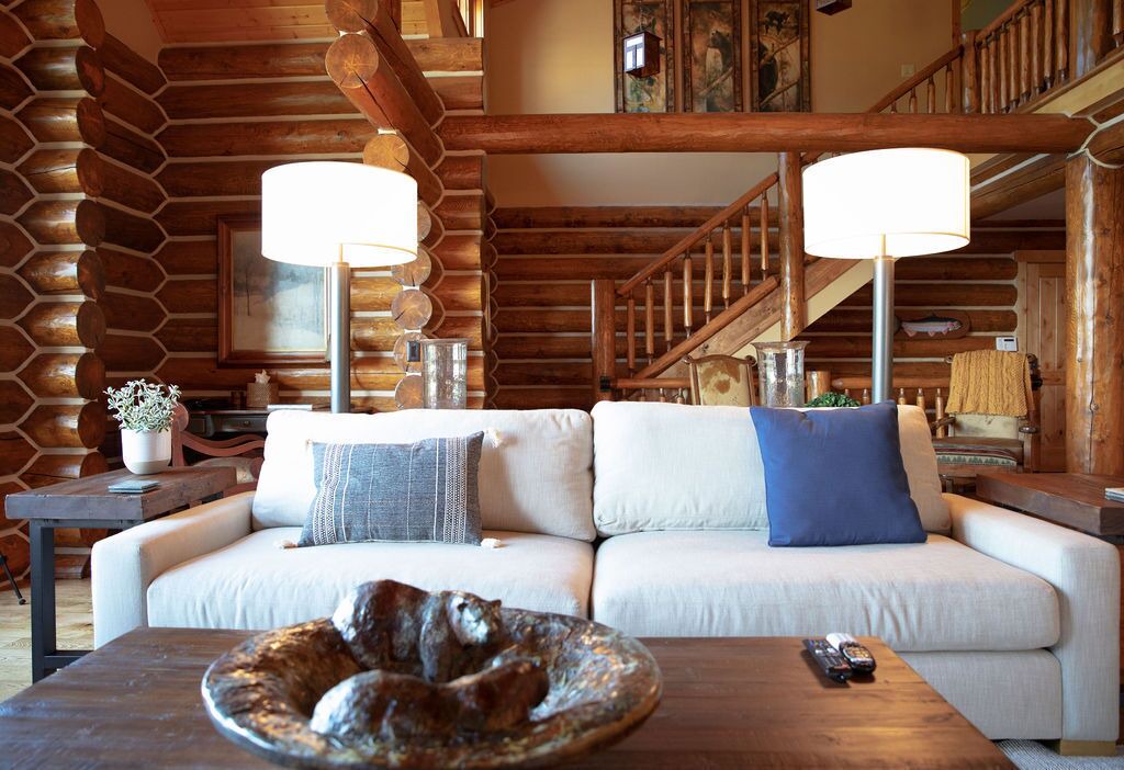 Photo of Livingroom in Victor