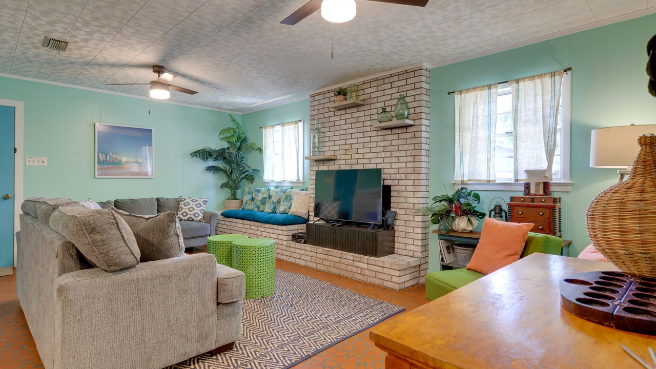 Photo of Livingroom in Pass Christian