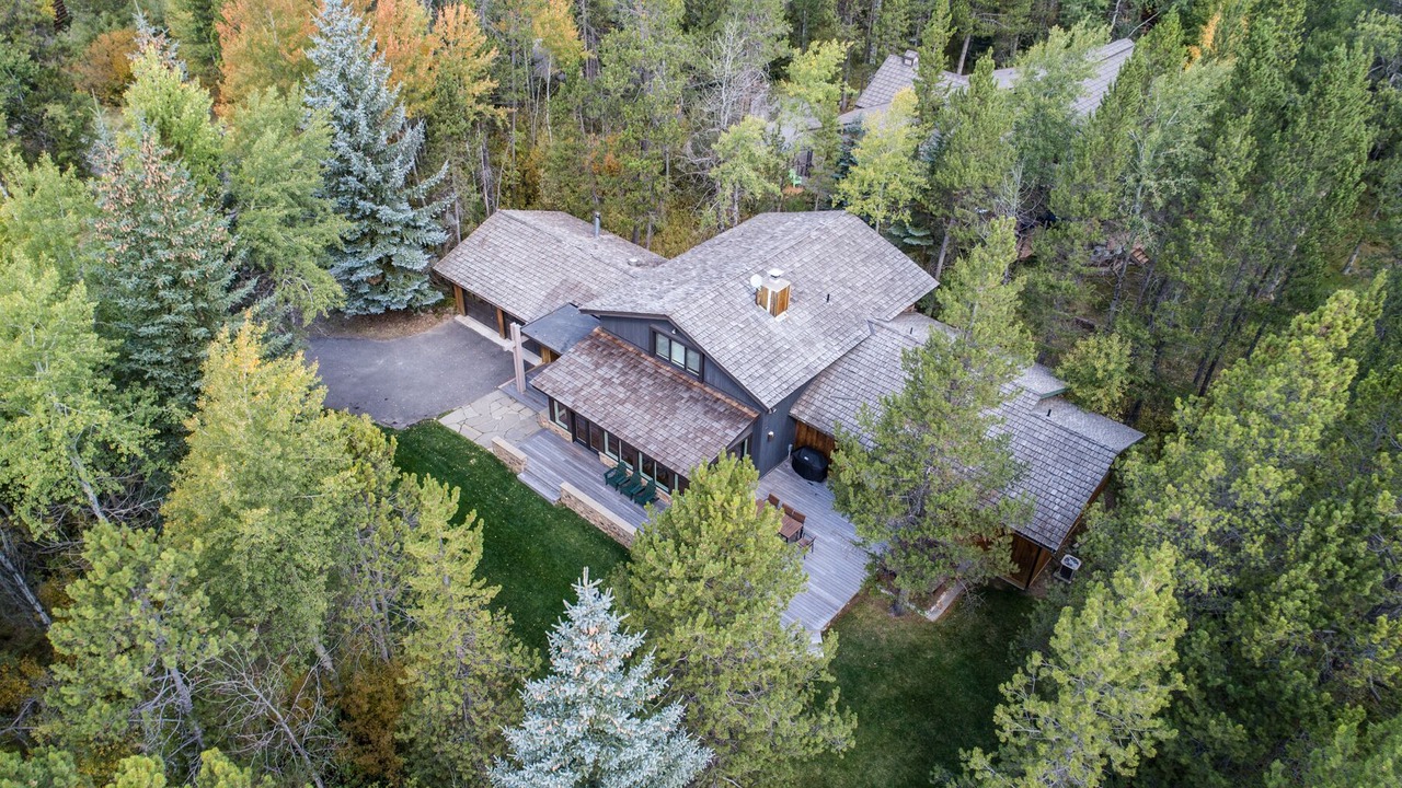 Photo of Outdoor in Moose Wilson Road