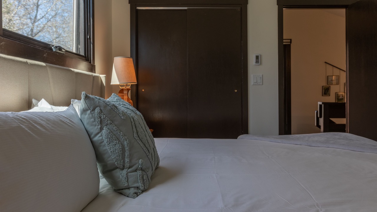 Photo of Bedroom in Moose Wilson Road