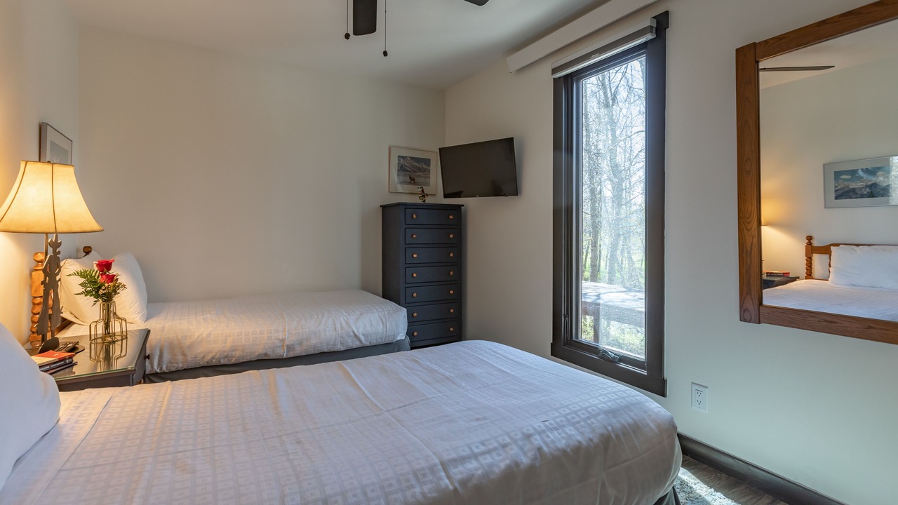 Photo of Bedroom in Moose Wilson Road