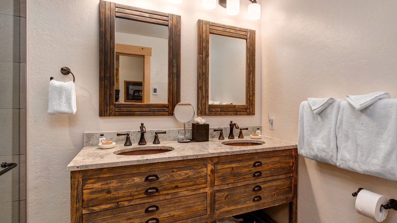 Photo of Bathroom in Granite Ridge