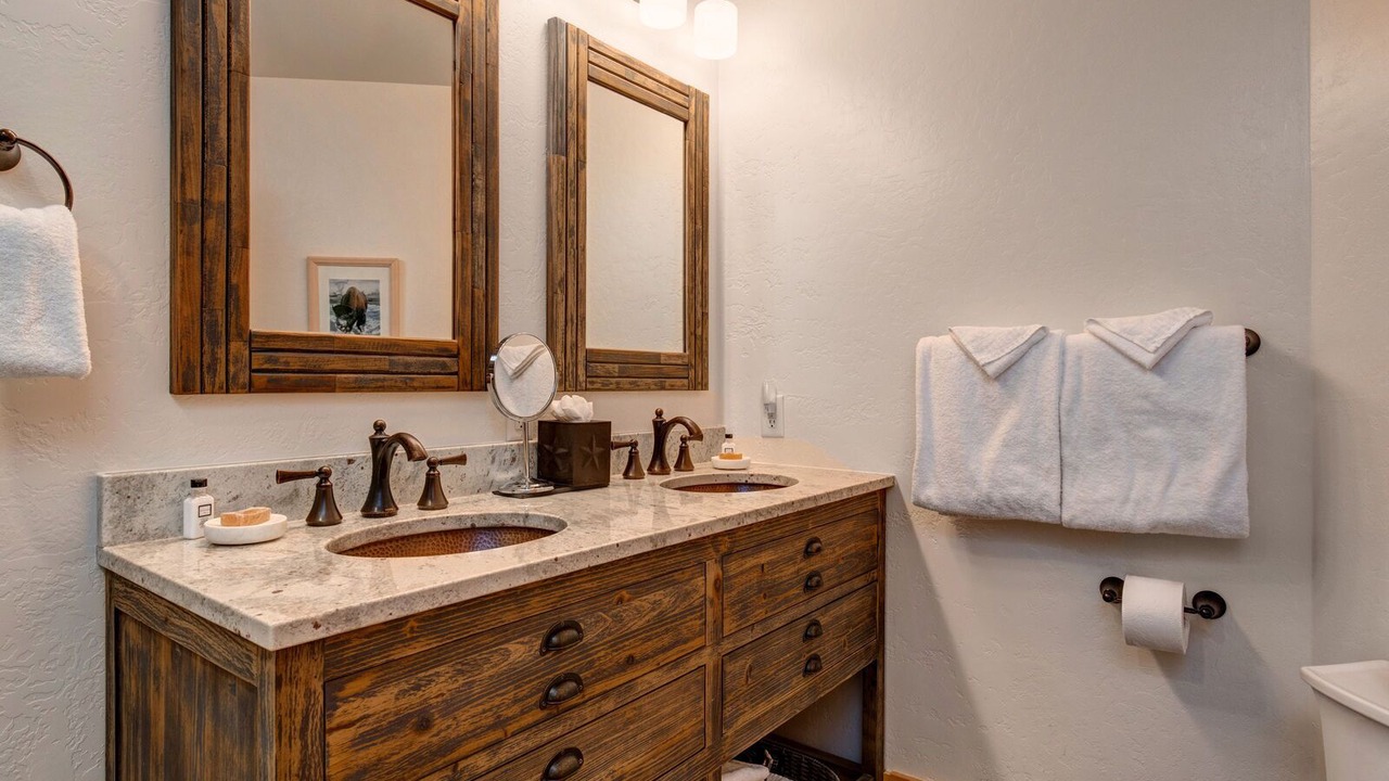 Photo of Bathroom in Granite Ridge