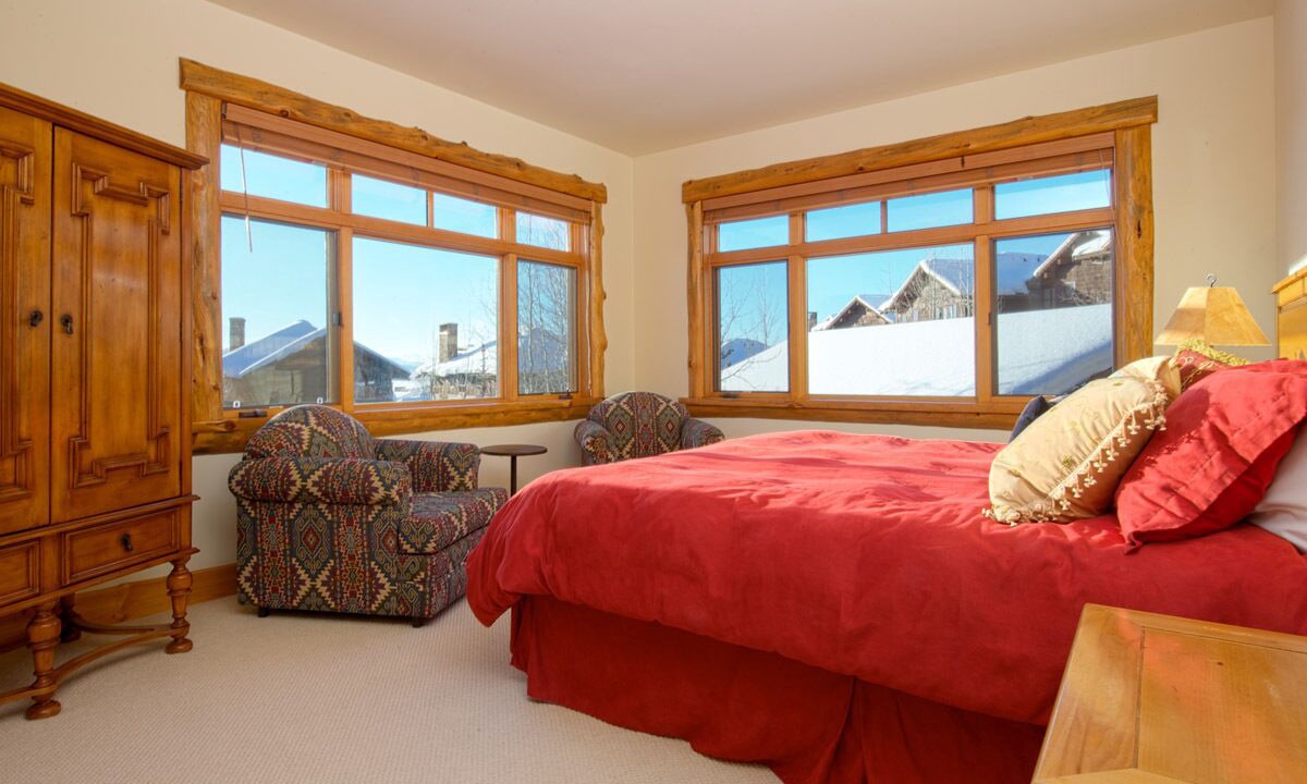 Photo of Bedroom in Granite Ridge