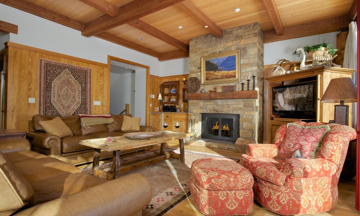 Photo of Livingroom in Granite Ridge
