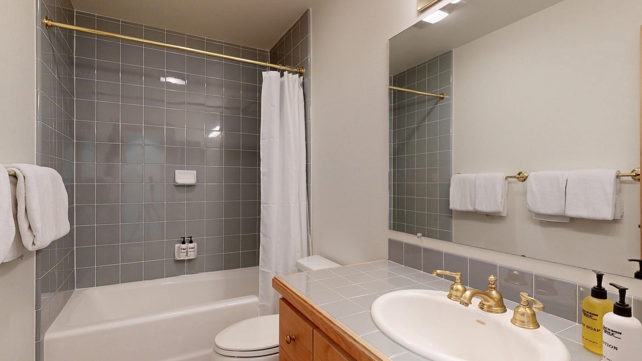 Photo of Bathroom in Teton Pines