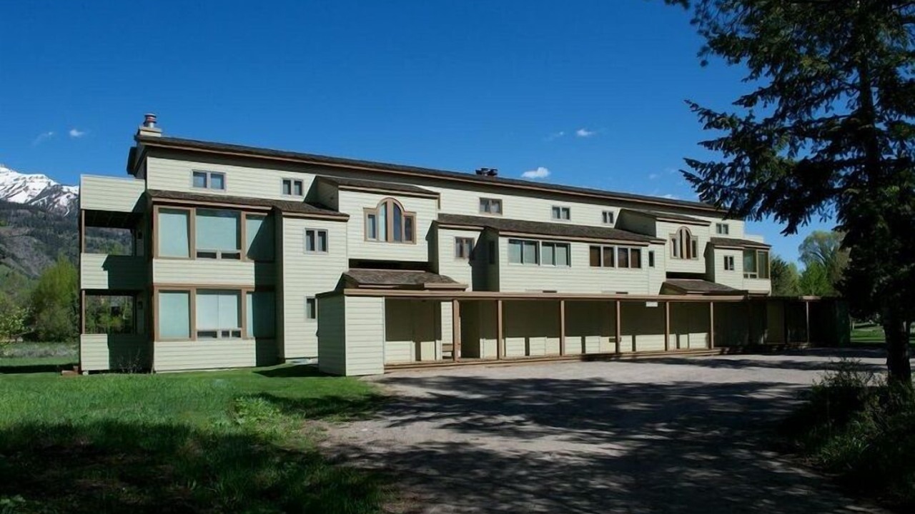 Photo of Others in Moose Wilson Road